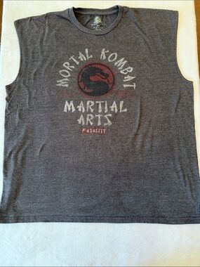 Mortal Kombat Men's Gray Sleeveless Tank Top with Martial Arts Graphic